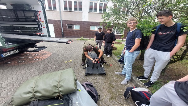 karetka wojskowa
